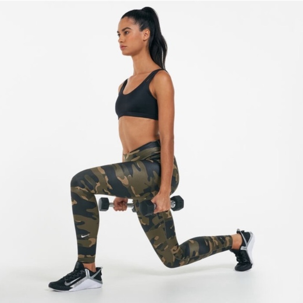 Nike Women's Dri-Fit One Mid-Rise Camo Leggings Sz XS